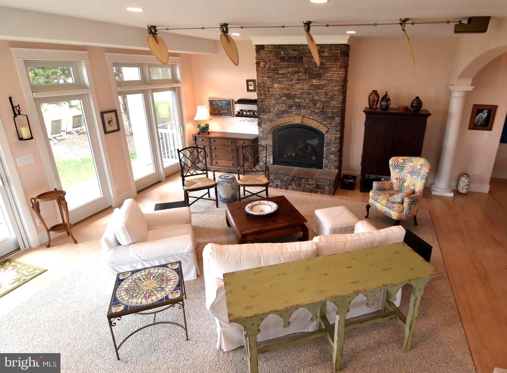 SAINT GEORGE ISLAND - Residential