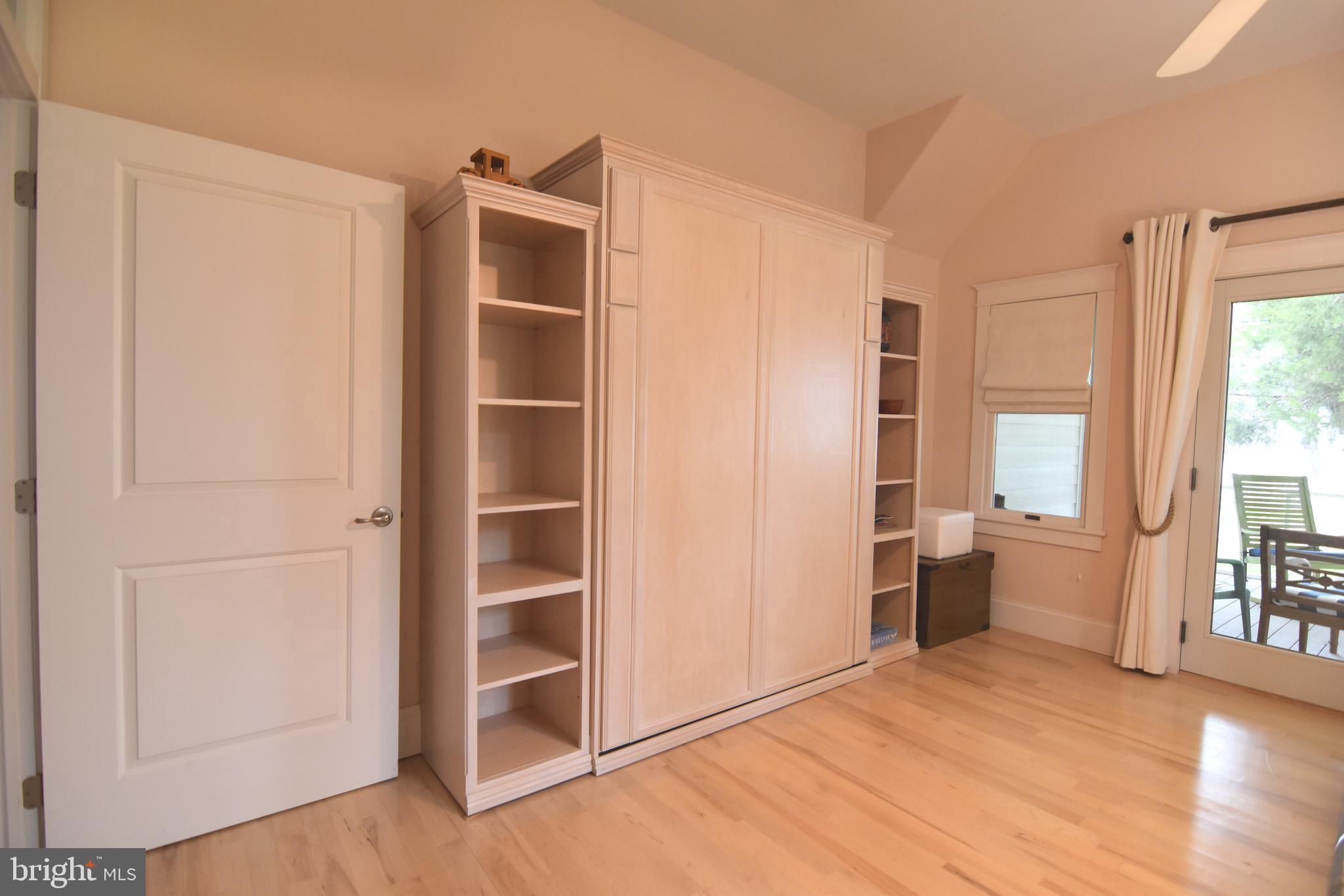 SAINT GEORGE ISLAND - Residential