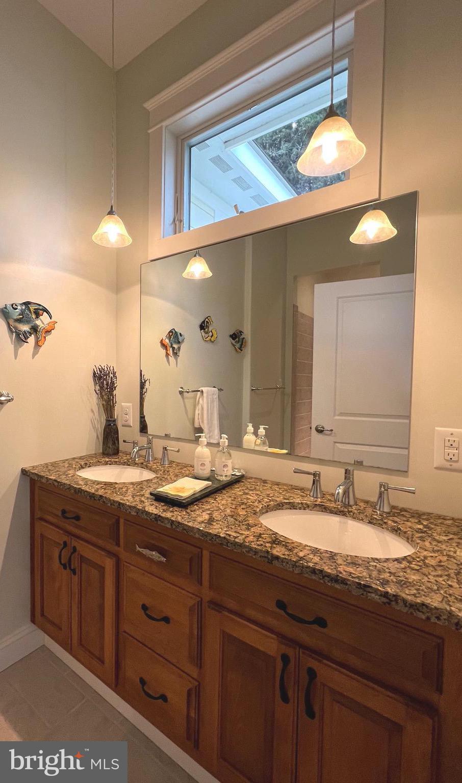 SAINT GEORGE ISLAND - Residential