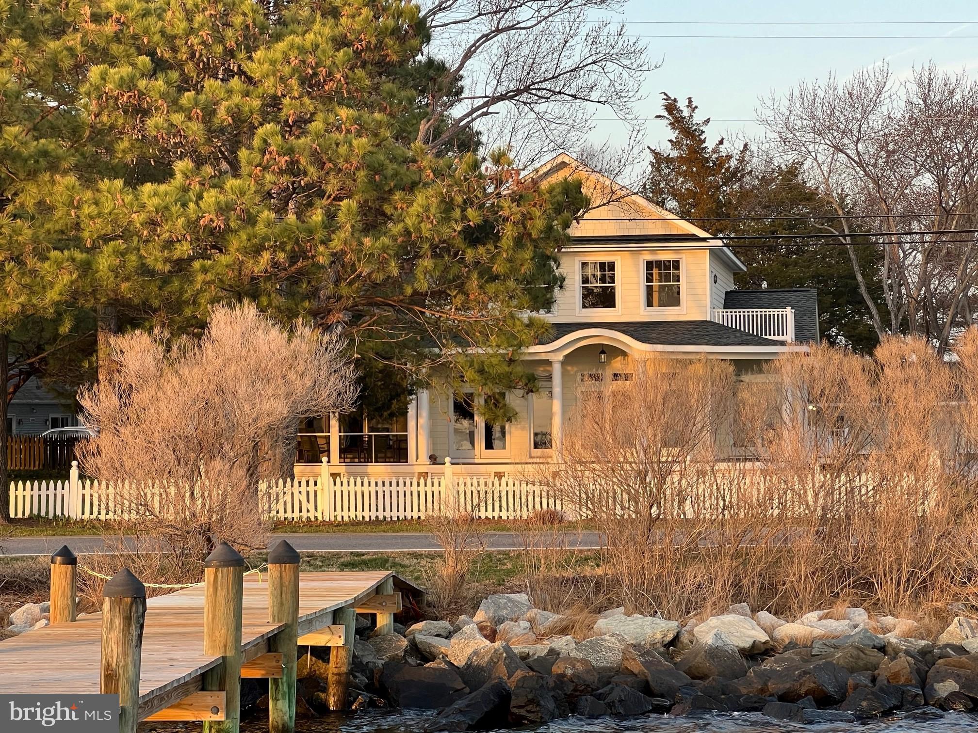SAINT GEORGE ISLAND - Residential