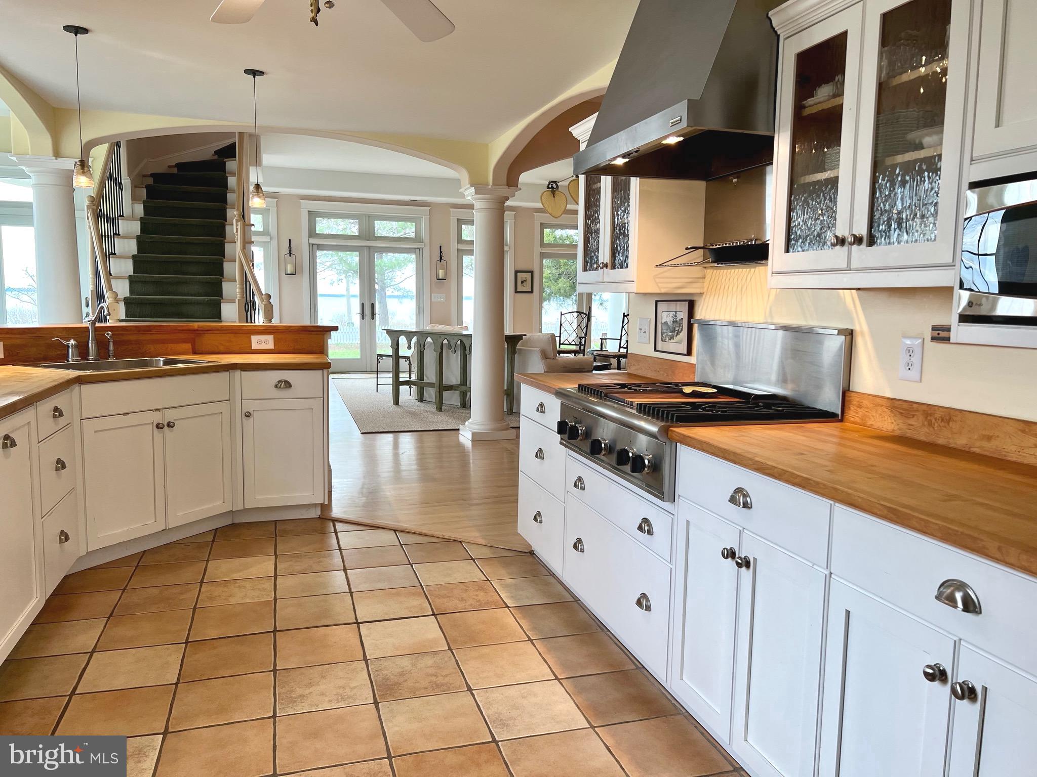 SAINT GEORGE ISLAND - Residential