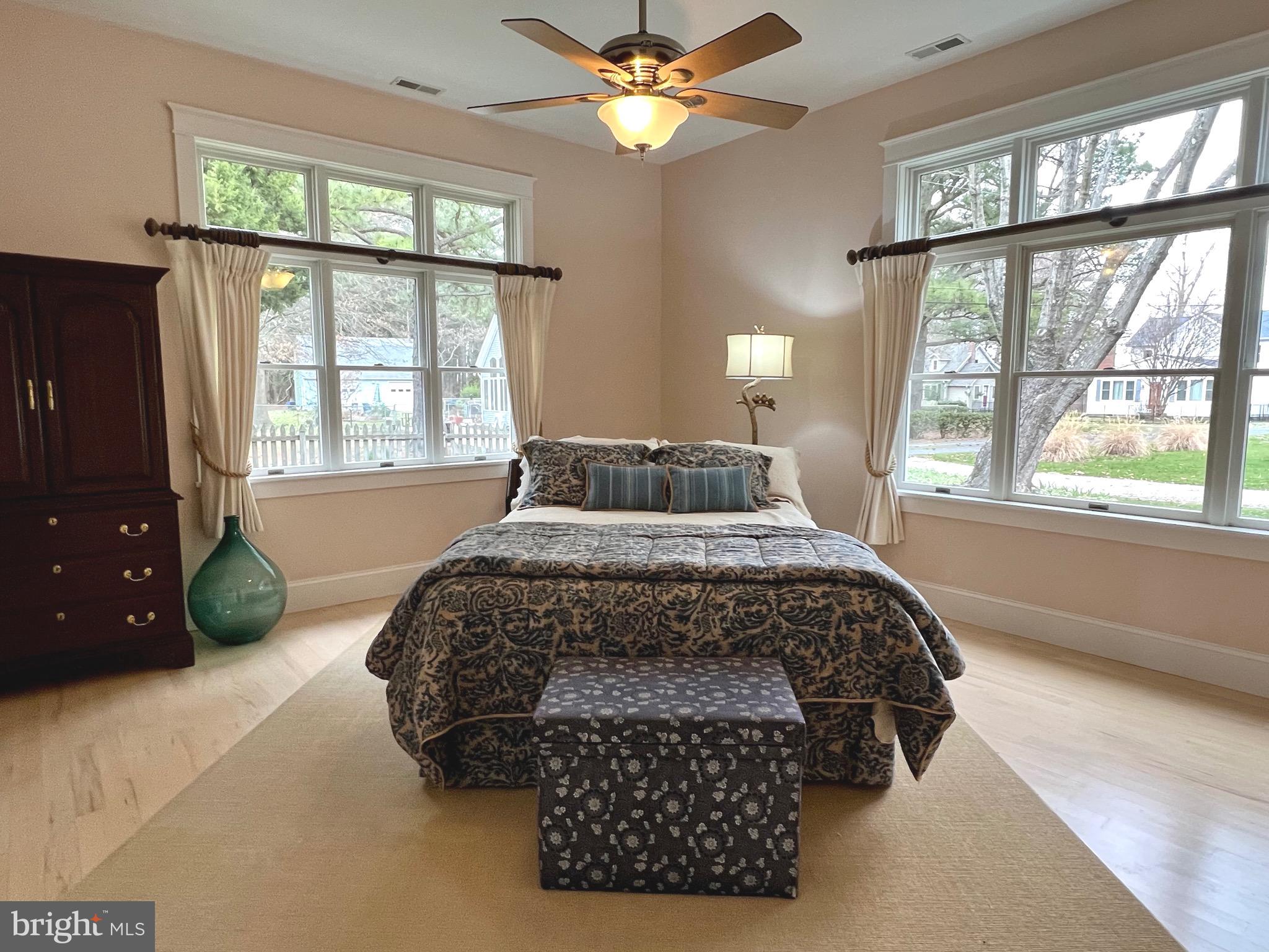 SAINT GEORGE ISLAND - Residential