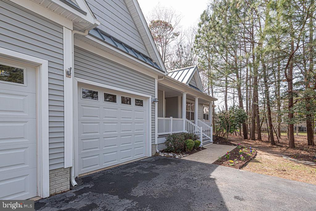 REFUGE AT DIRICKSON CREEK - Residential