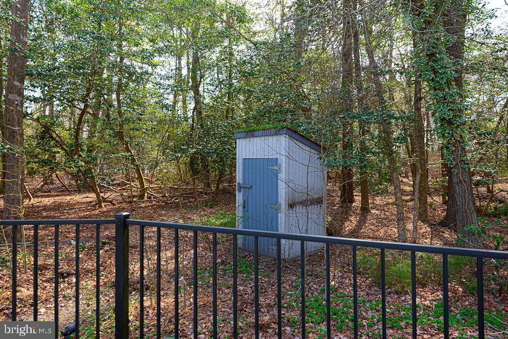 REFUGE AT DIRICKSON CREEK - Residential