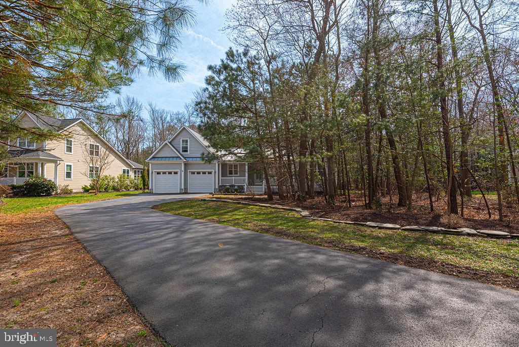 REFUGE AT DIRICKSON CREEK - Residential
