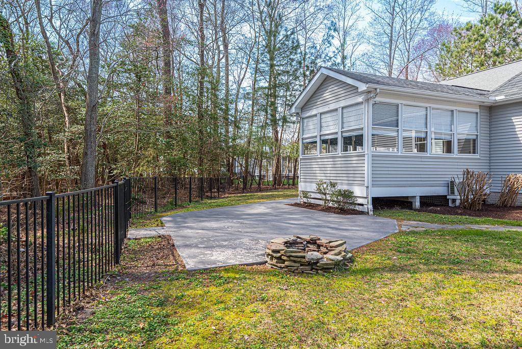 REFUGE AT DIRICKSON CREEK - Residential