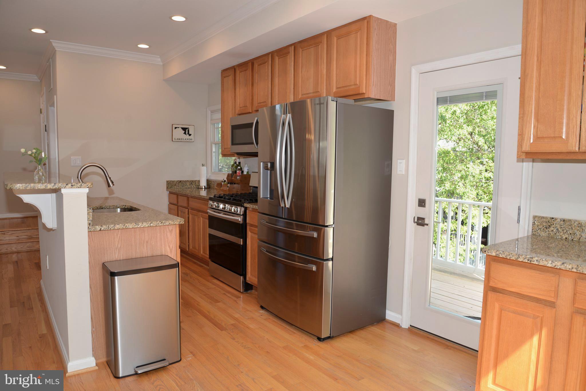 LAKELANDS - Residential