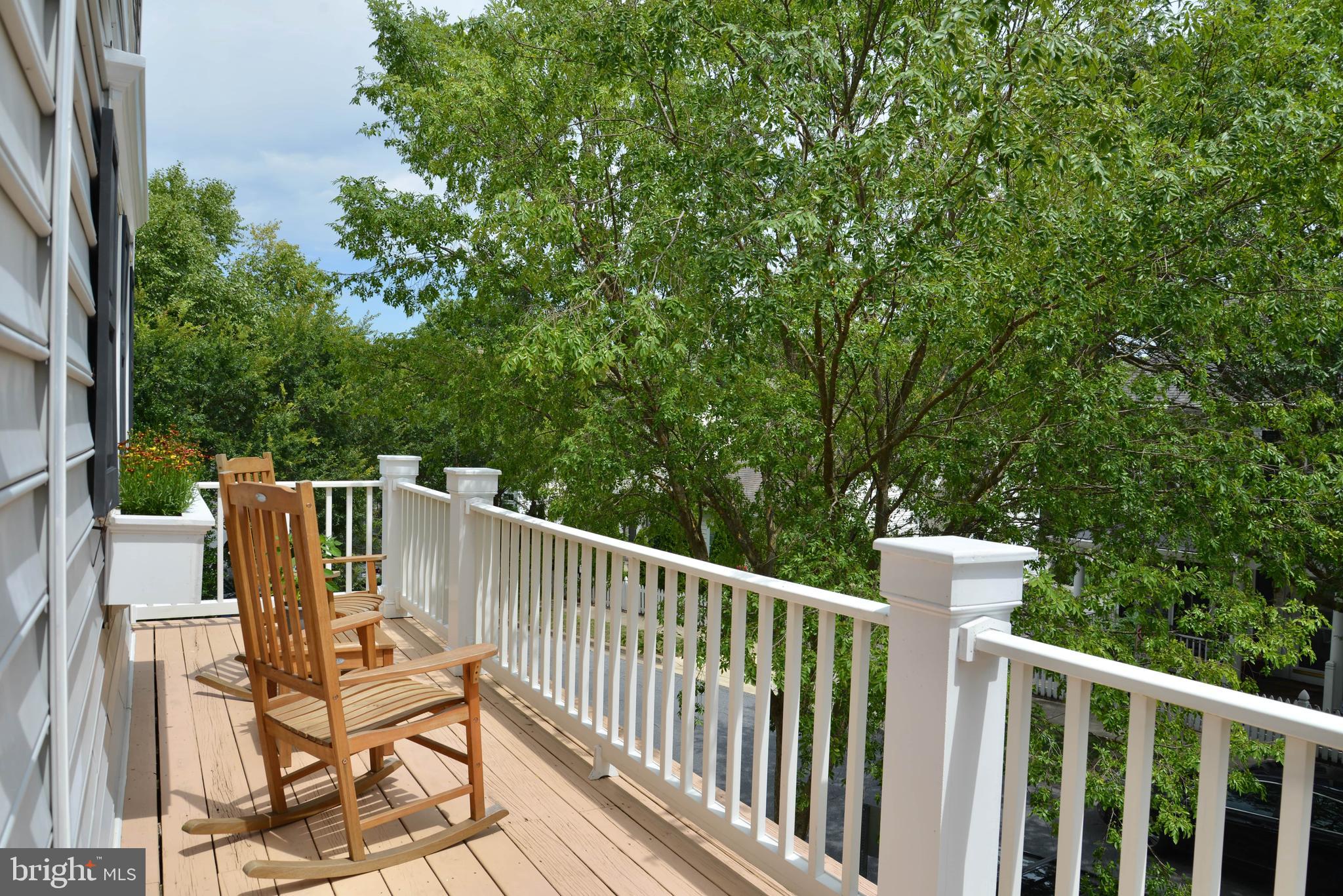 LAKELANDS - Residential