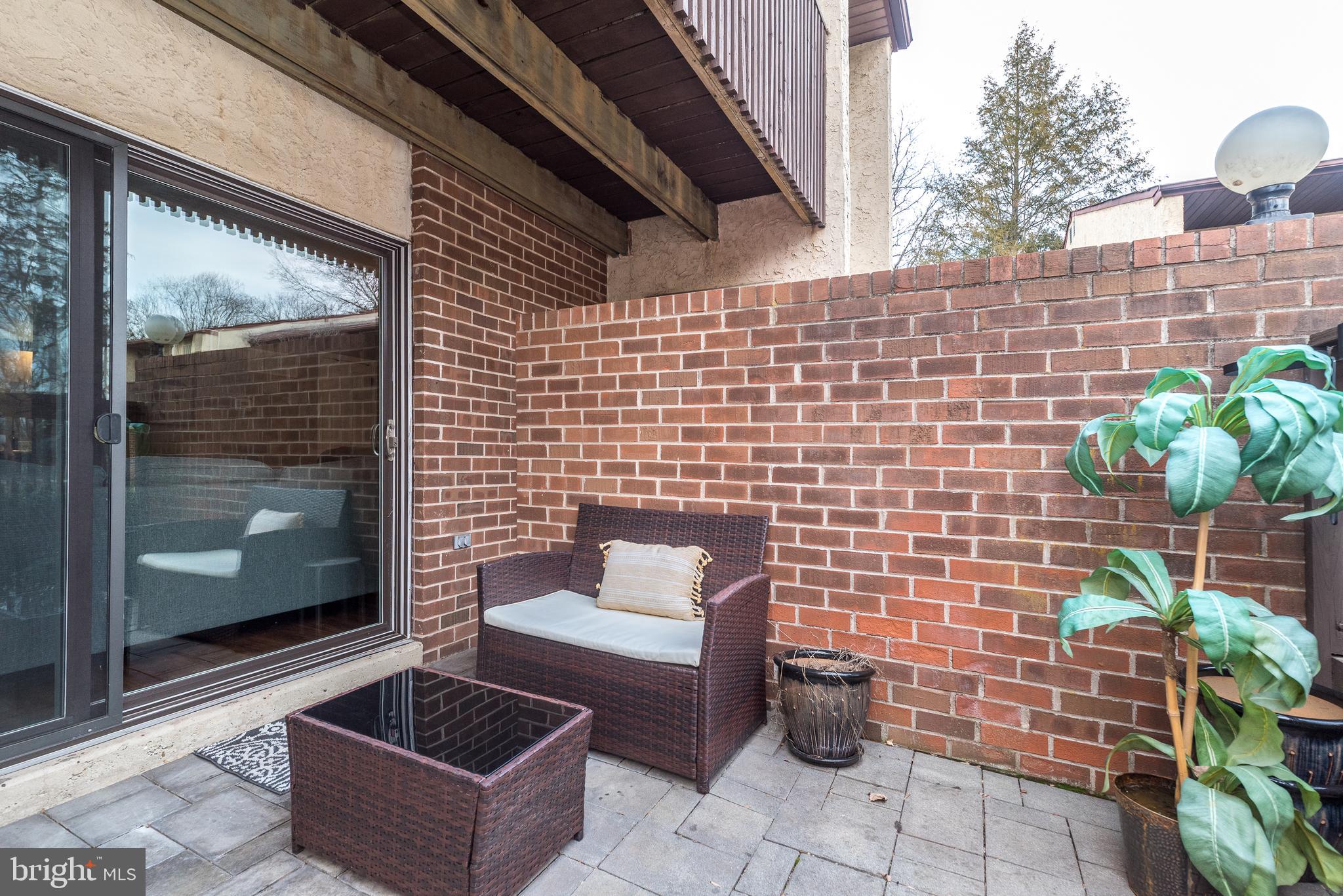 CHESTNUT GROVE - Residential