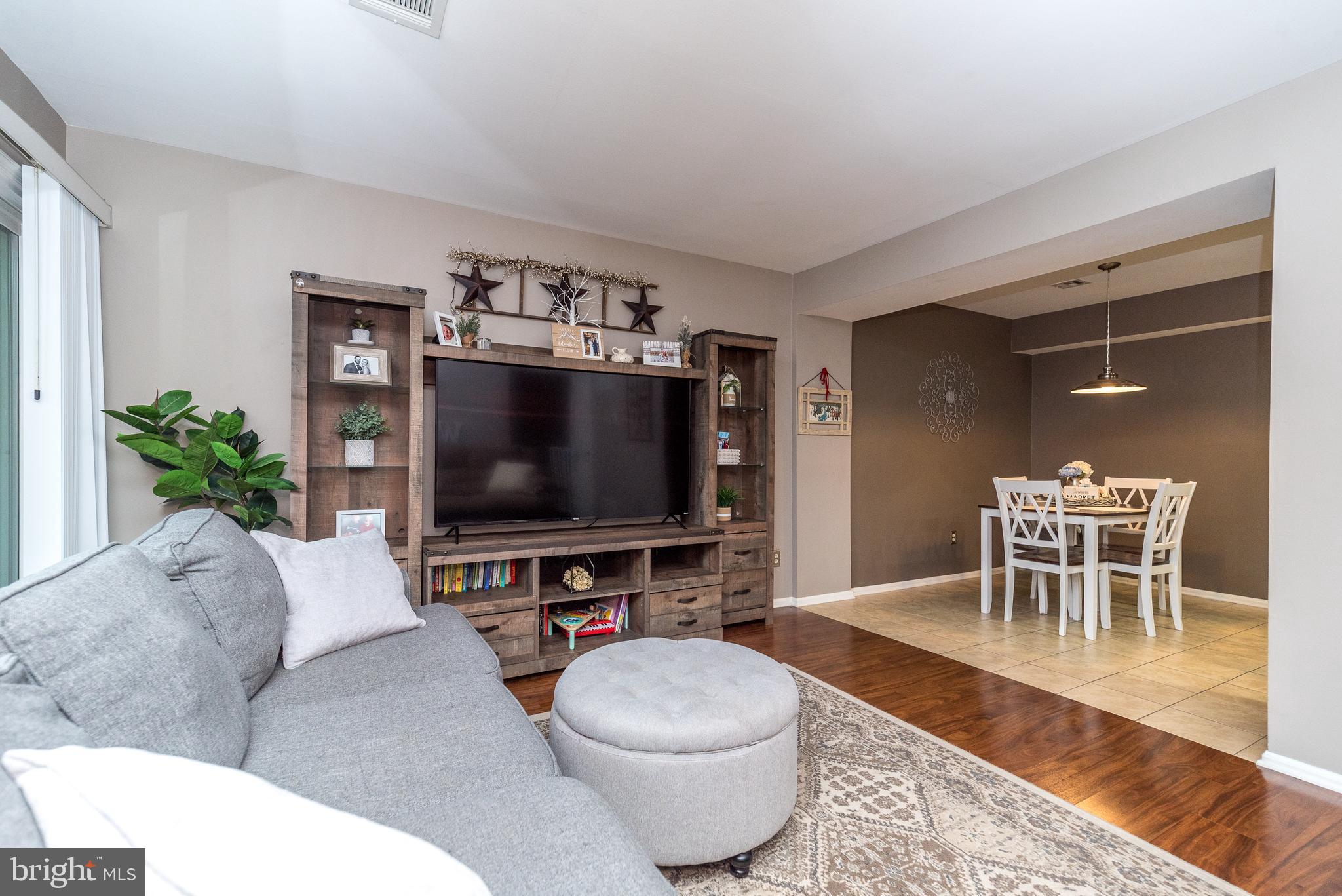 CHESTNUT GROVE - Residential