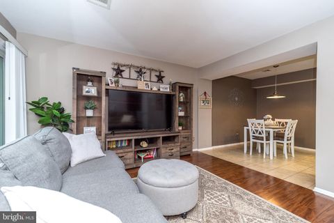 Tiny photo for 3 - - Aspen Way #3-3, DOYLESTOWN, PA 18901 (MLS # PABU2114636)