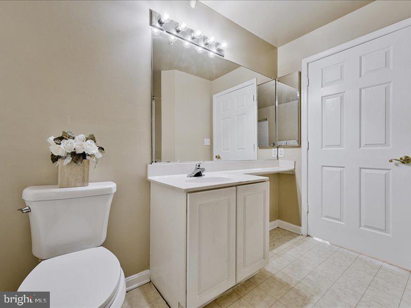 GREENBELT LAKE - Residential