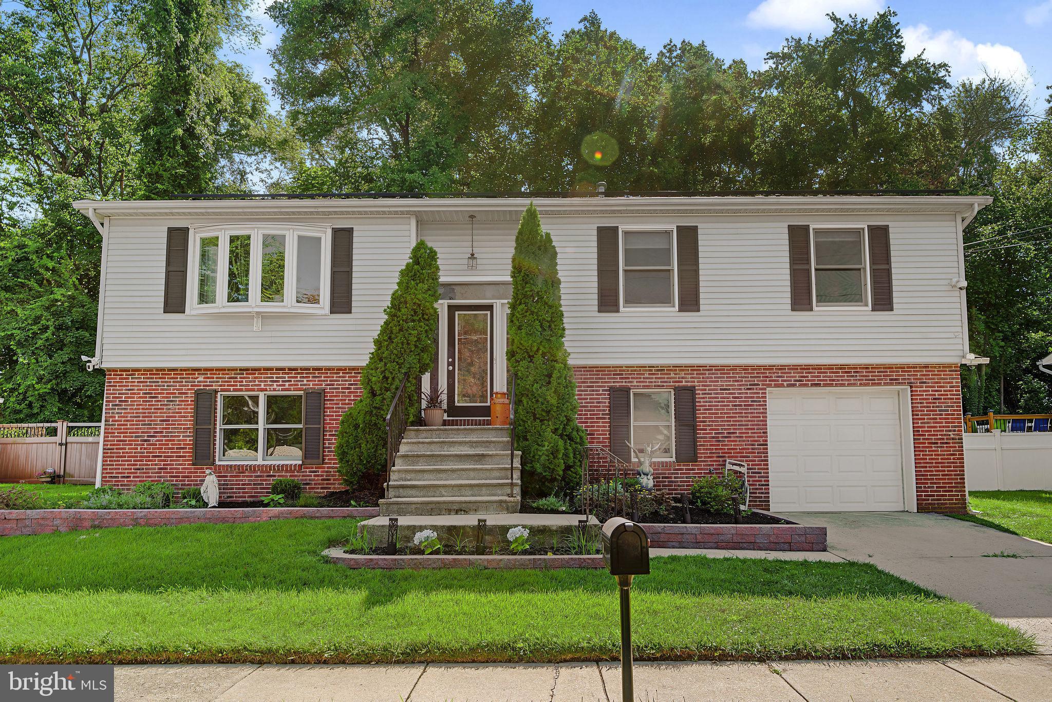 71 HOMAN AVENUE