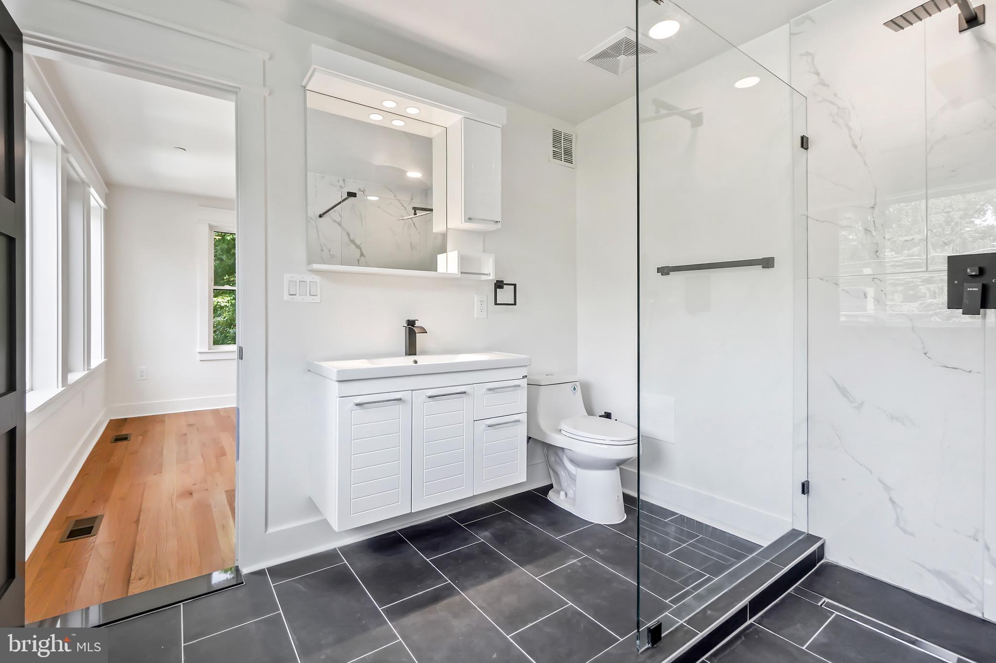 TAKOMA PARK - Residential