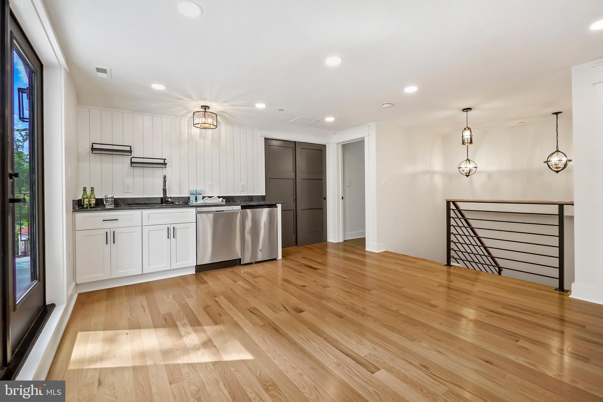 TAKOMA PARK - Residential