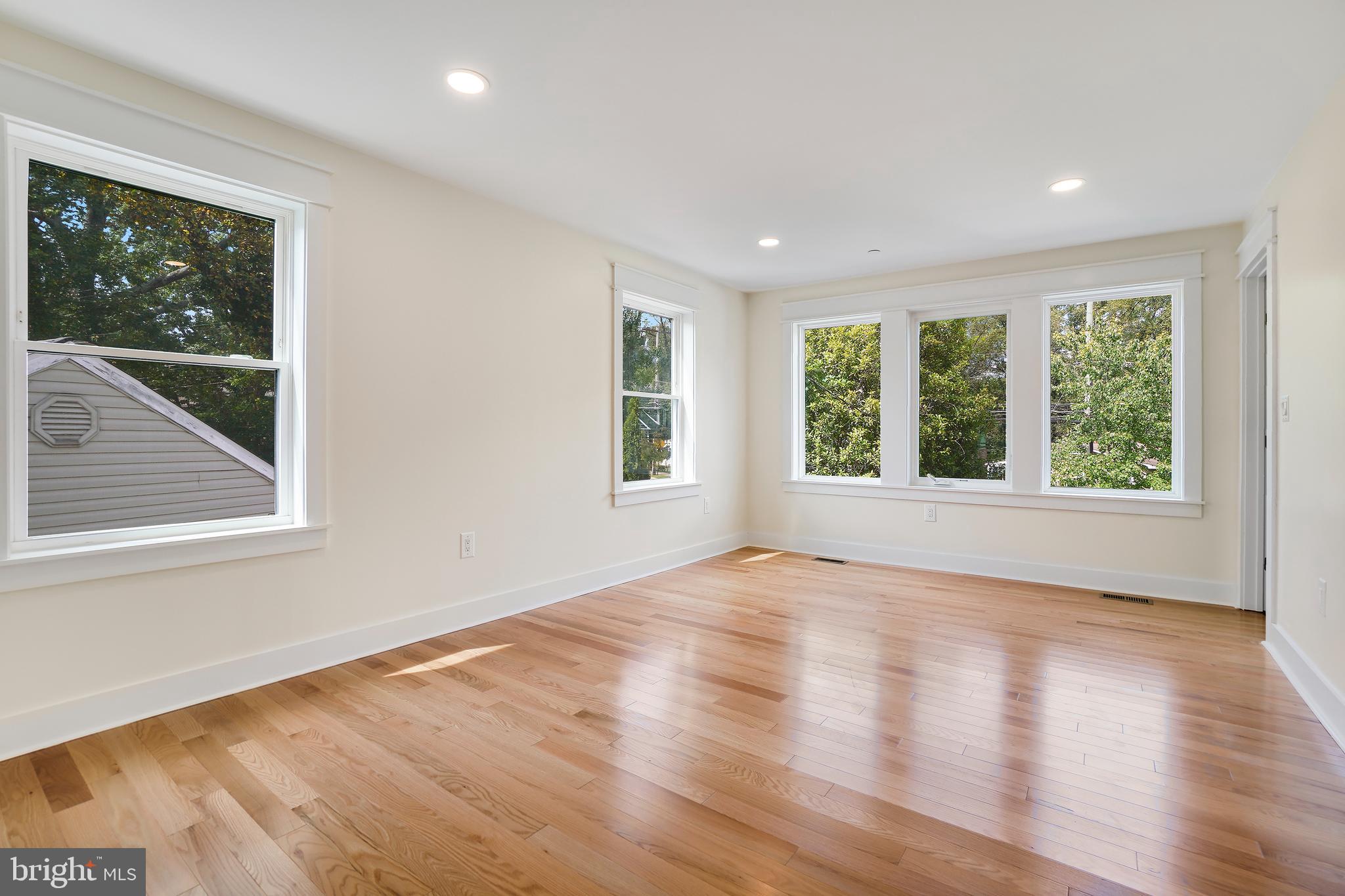 TAKOMA PARK - Residential