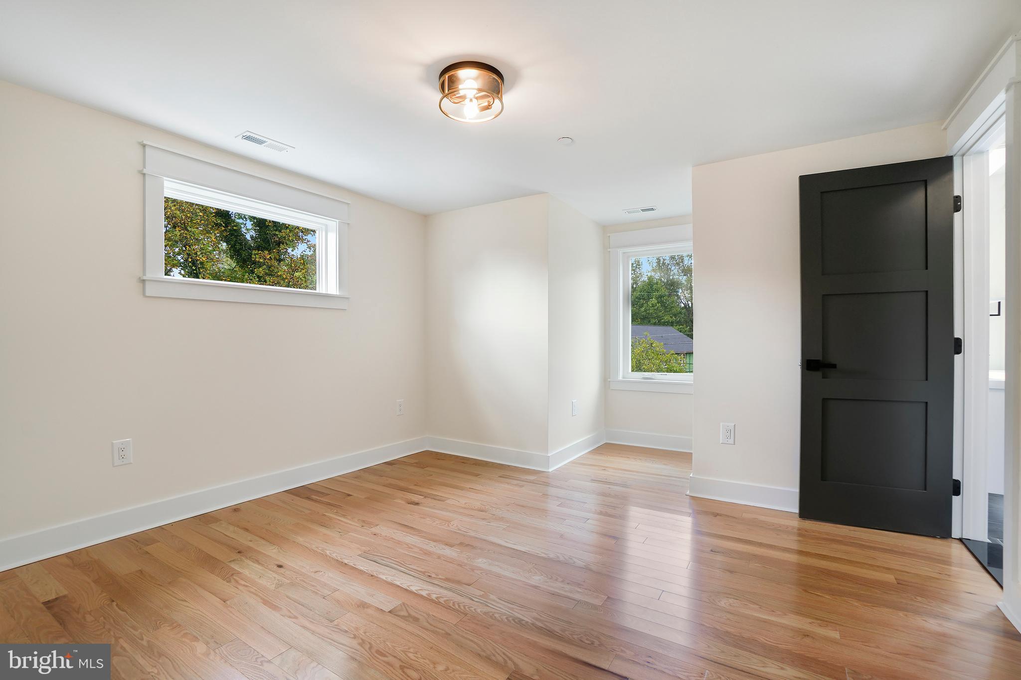 TAKOMA PARK - Residential