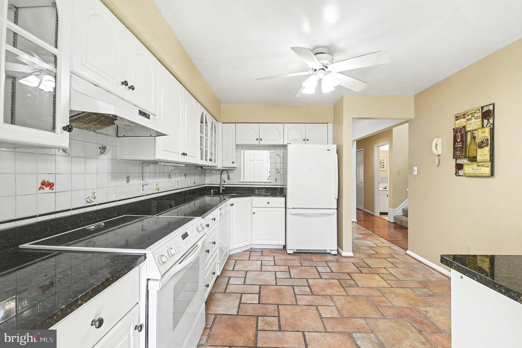 THE FALLS GARDEN - Residential