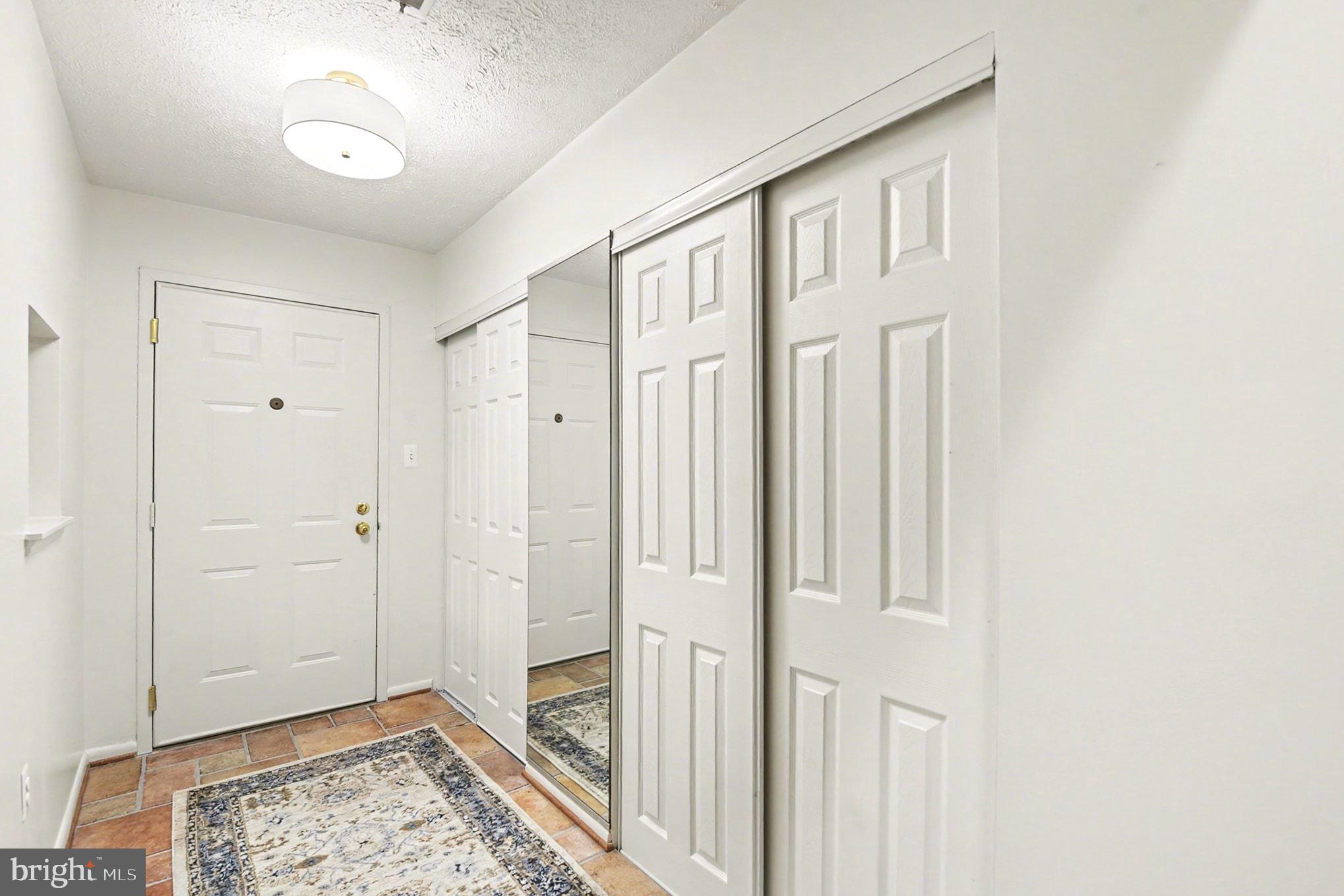 THE FALLS GARDEN - Residential