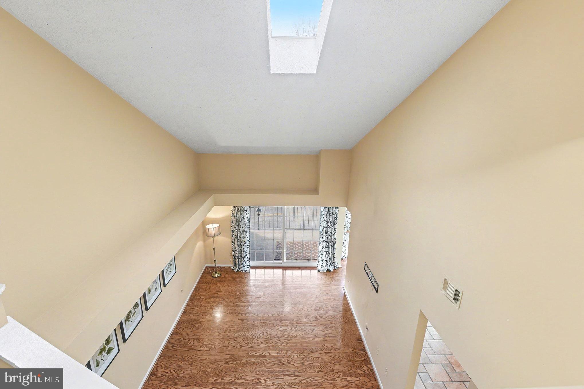 THE FALLS GARDEN - Residential