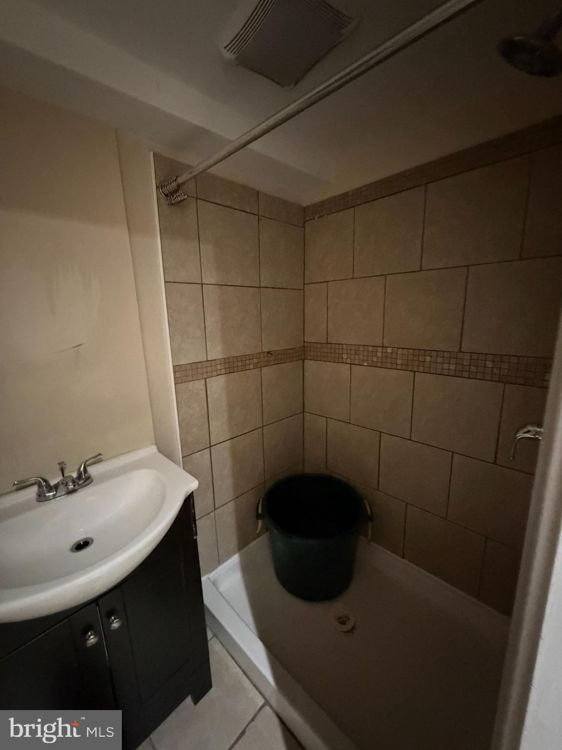 EASTWOOD HEIGHTS - Residential