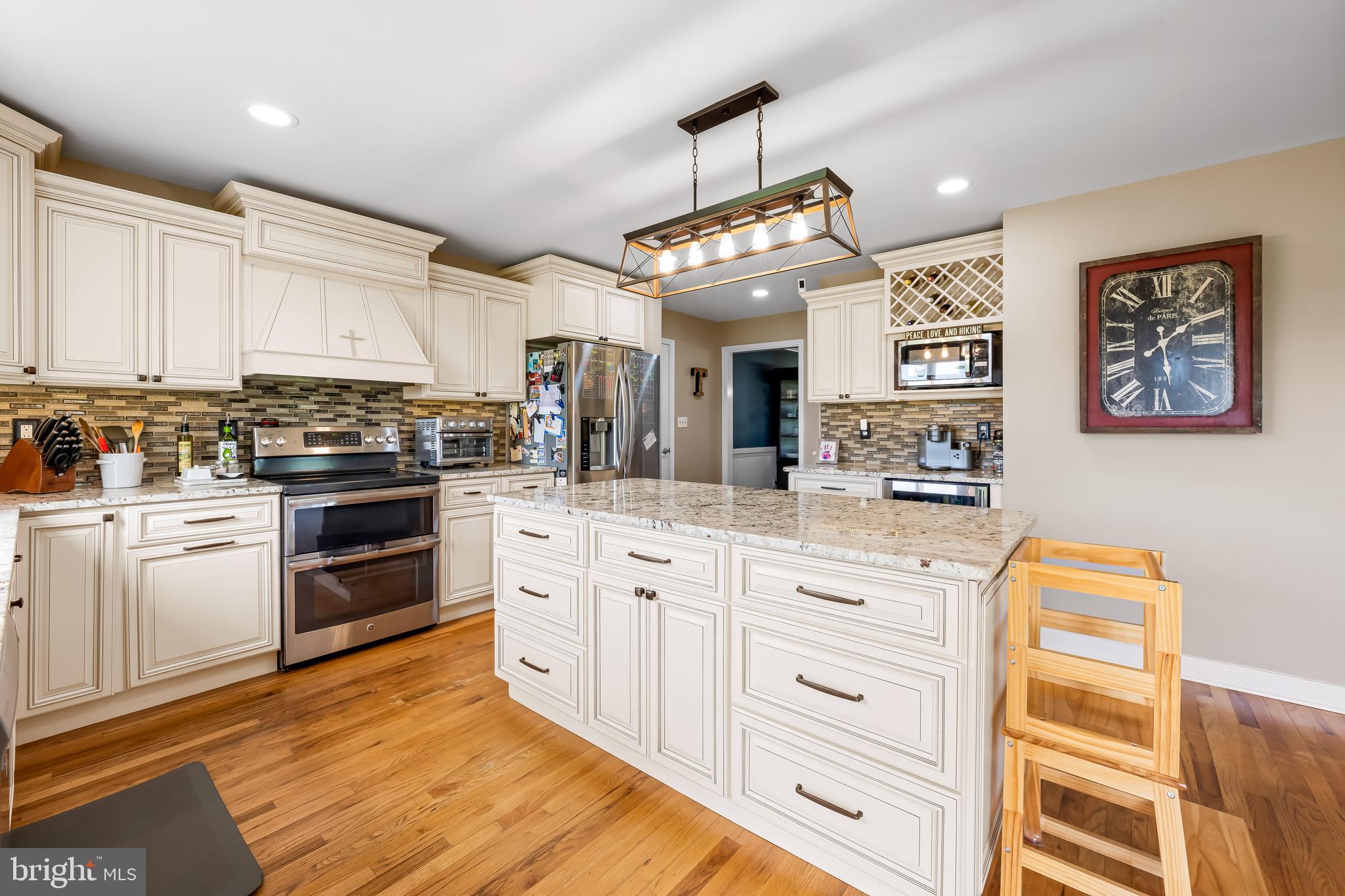 PENRAGE ESTATES - Residential