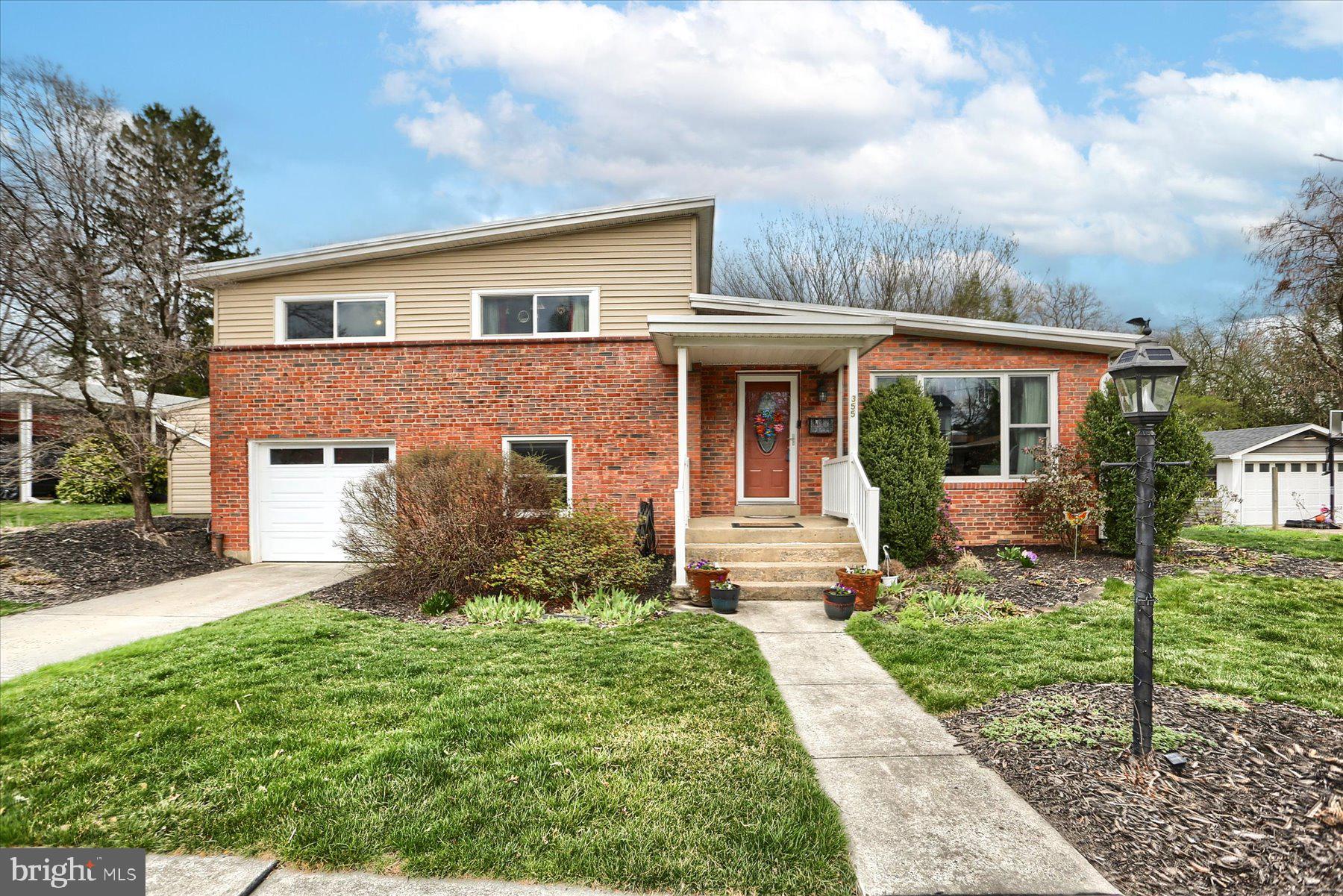 BEVERLY PARK - Residential