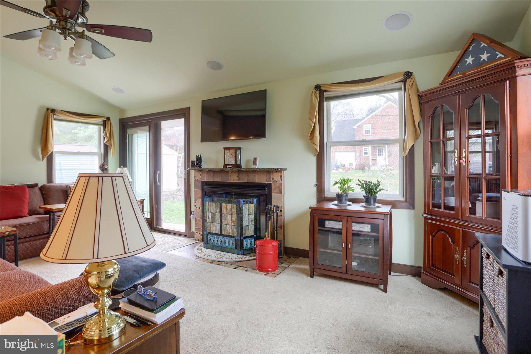 BEVERLY PARK - Residential