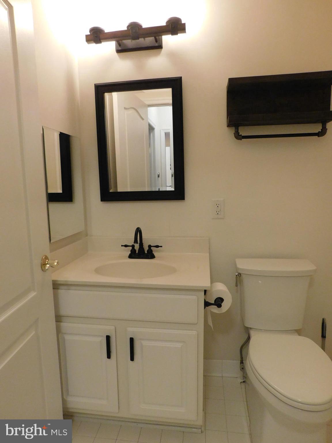 IRWINS CHOICE - Residential Lease