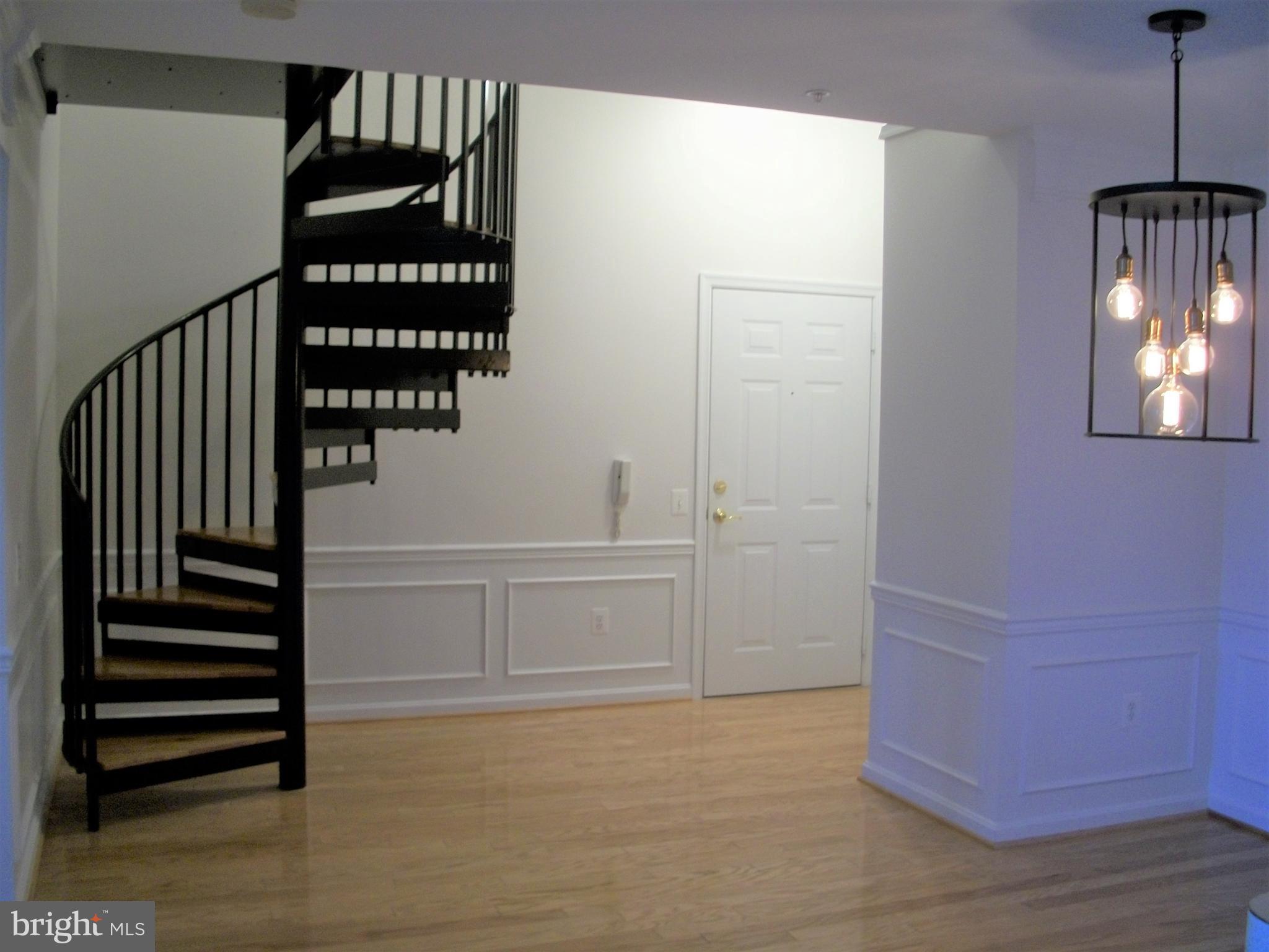 IRWINS CHOICE - Residential Lease