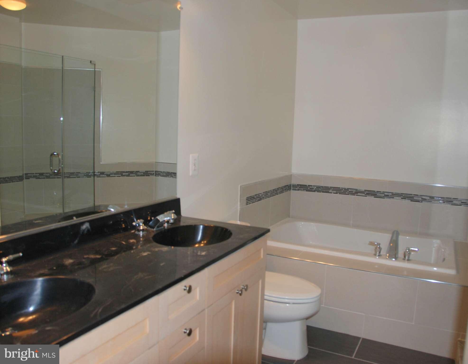 RESTON - Residential Lease