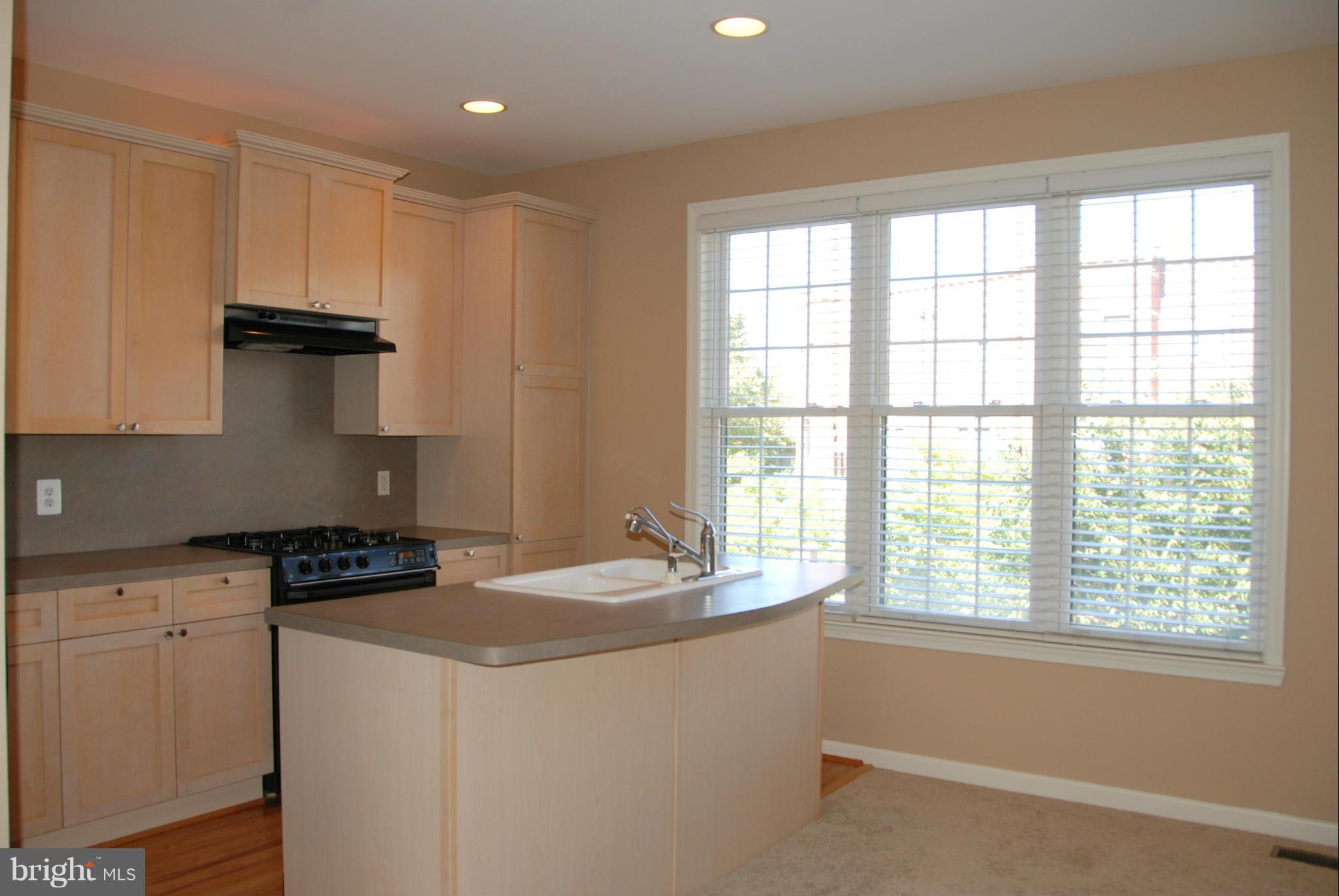 RESTON - Residential Lease