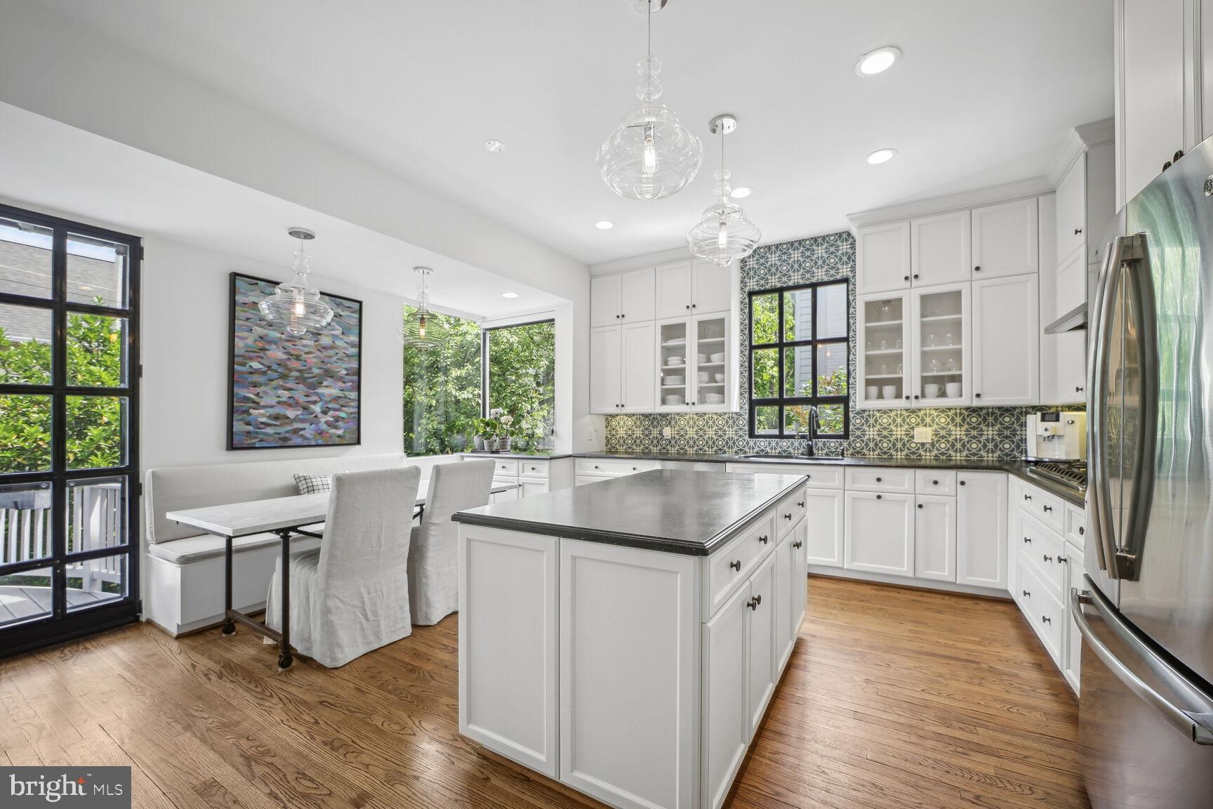 CHEVY CHASE - Residential