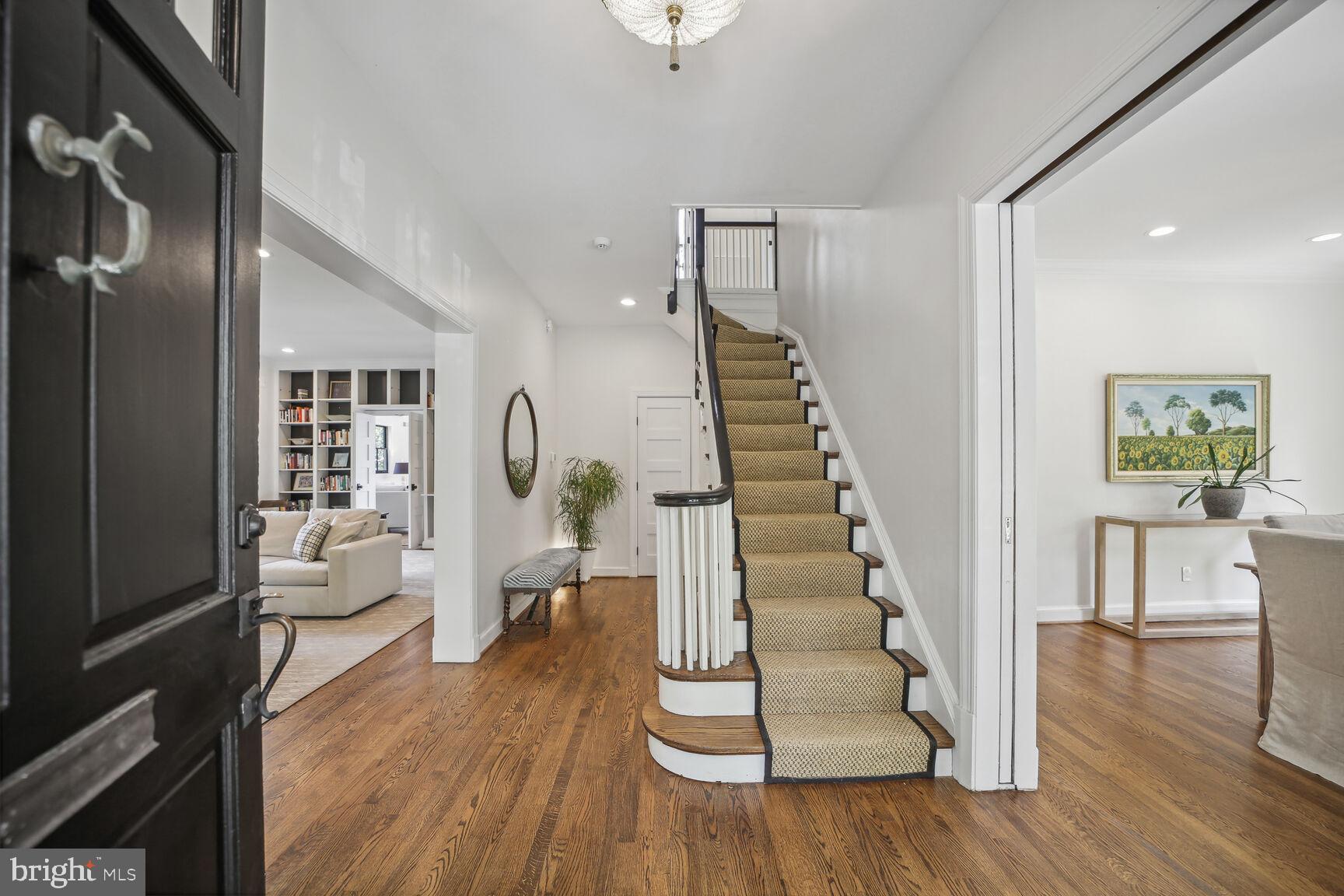 CHEVY CHASE - Residential