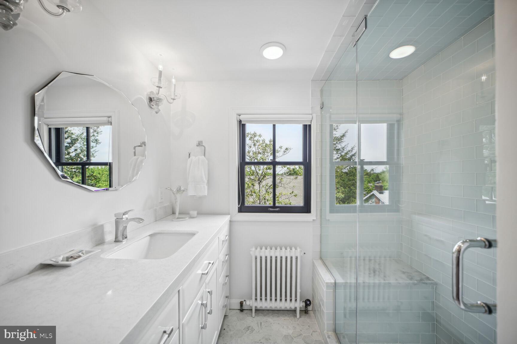 CHEVY CHASE - Residential