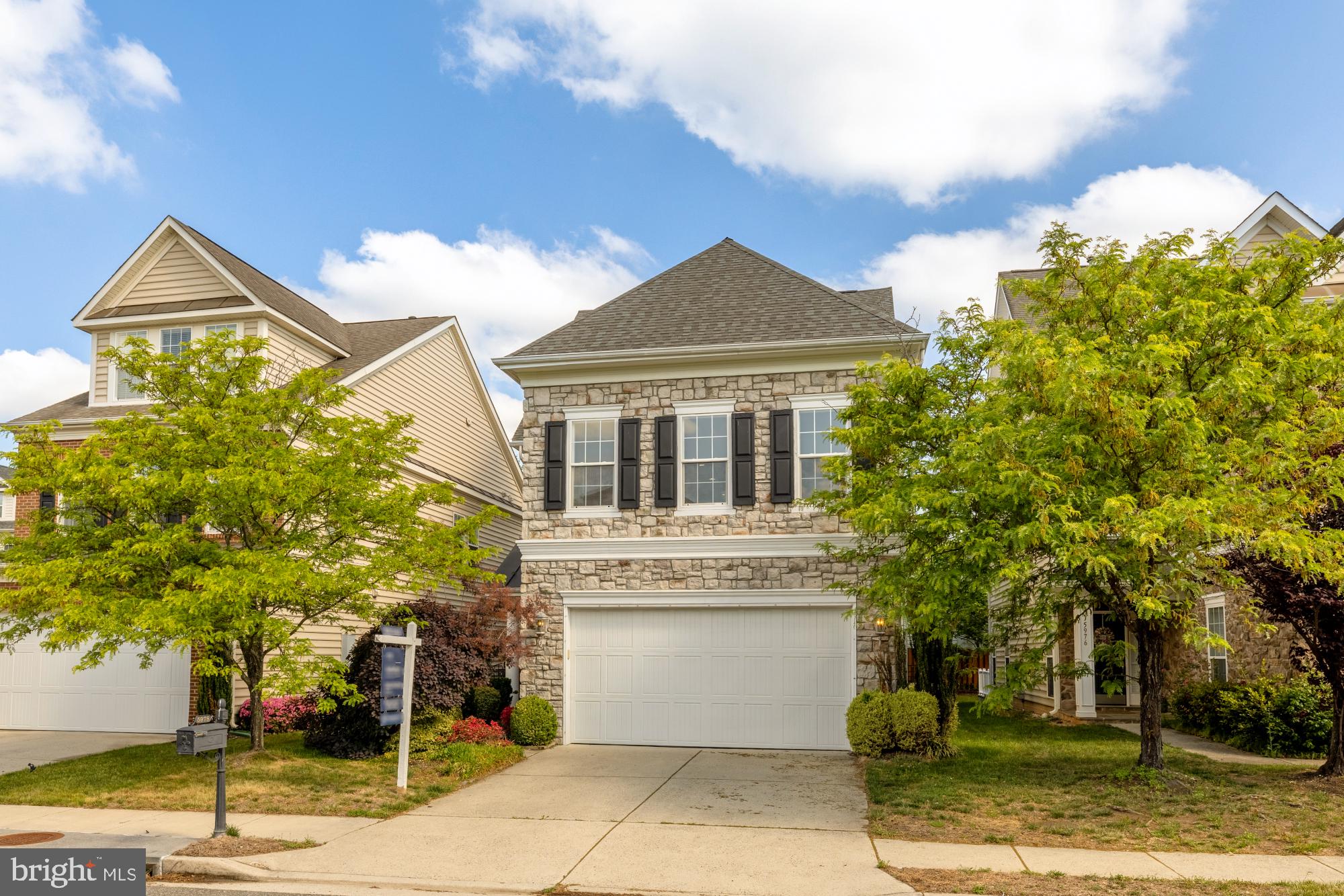 5978 MANORVIEW WAY