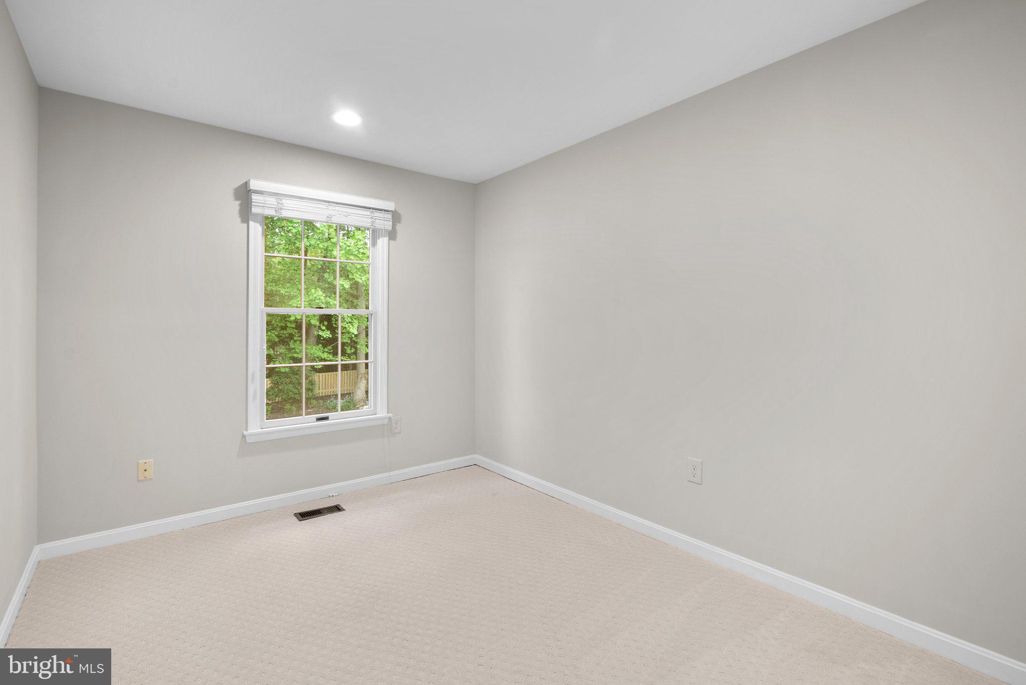 NAPLES MANOR - Residential