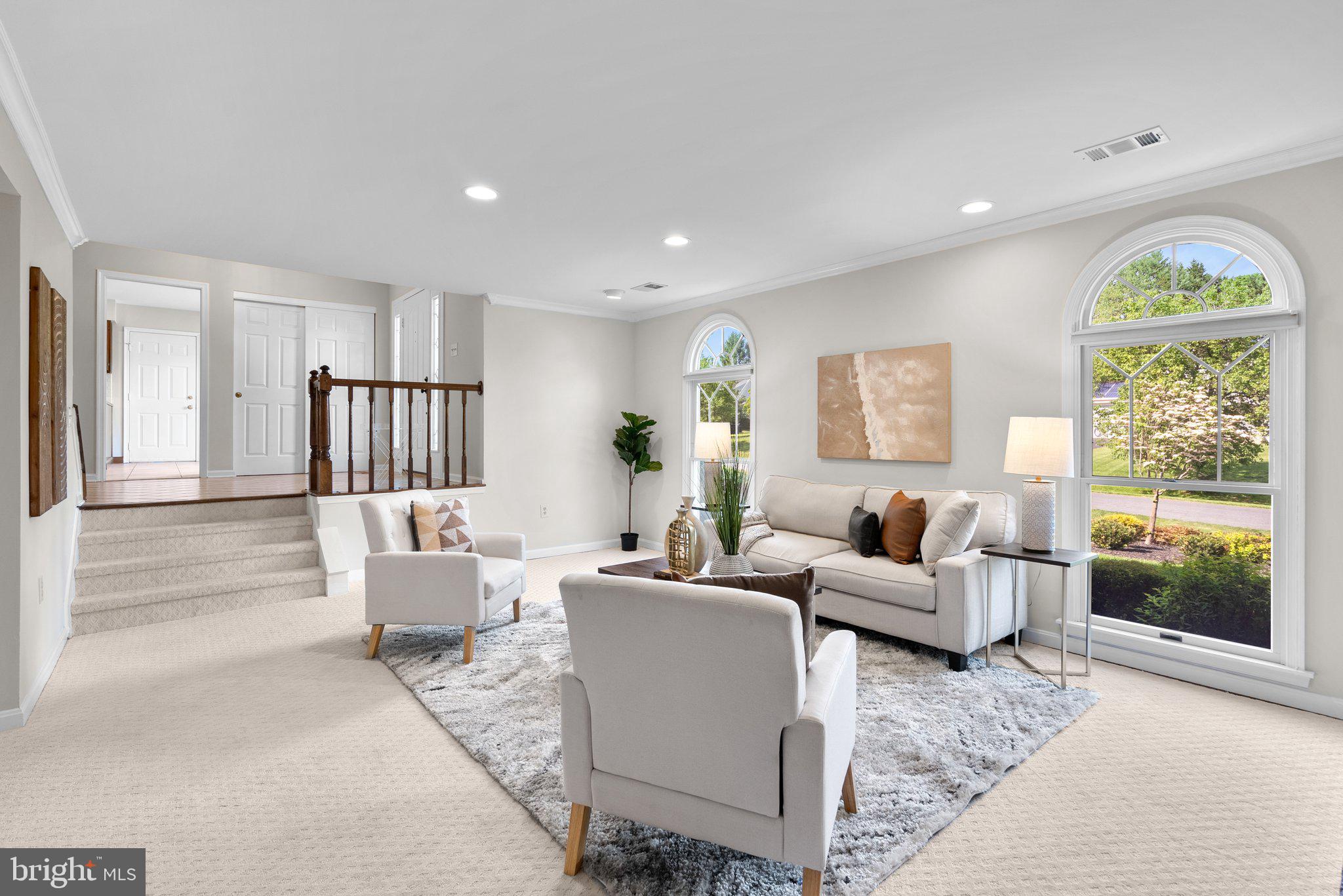 NAPLES MANOR - Residential