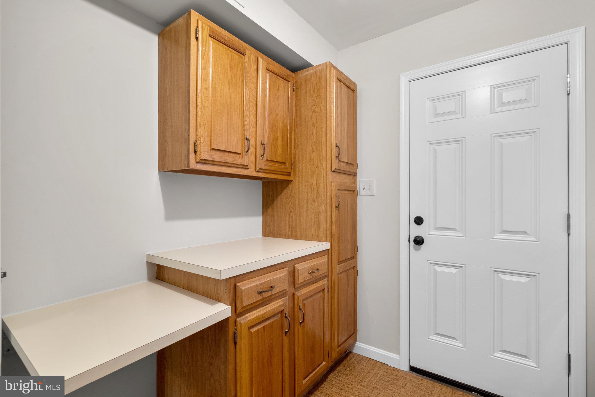 NAPLES MANOR - Residential