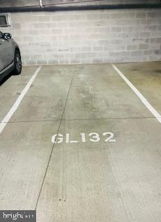 SAVOY AT RESTON TOWN CENTER - Residential