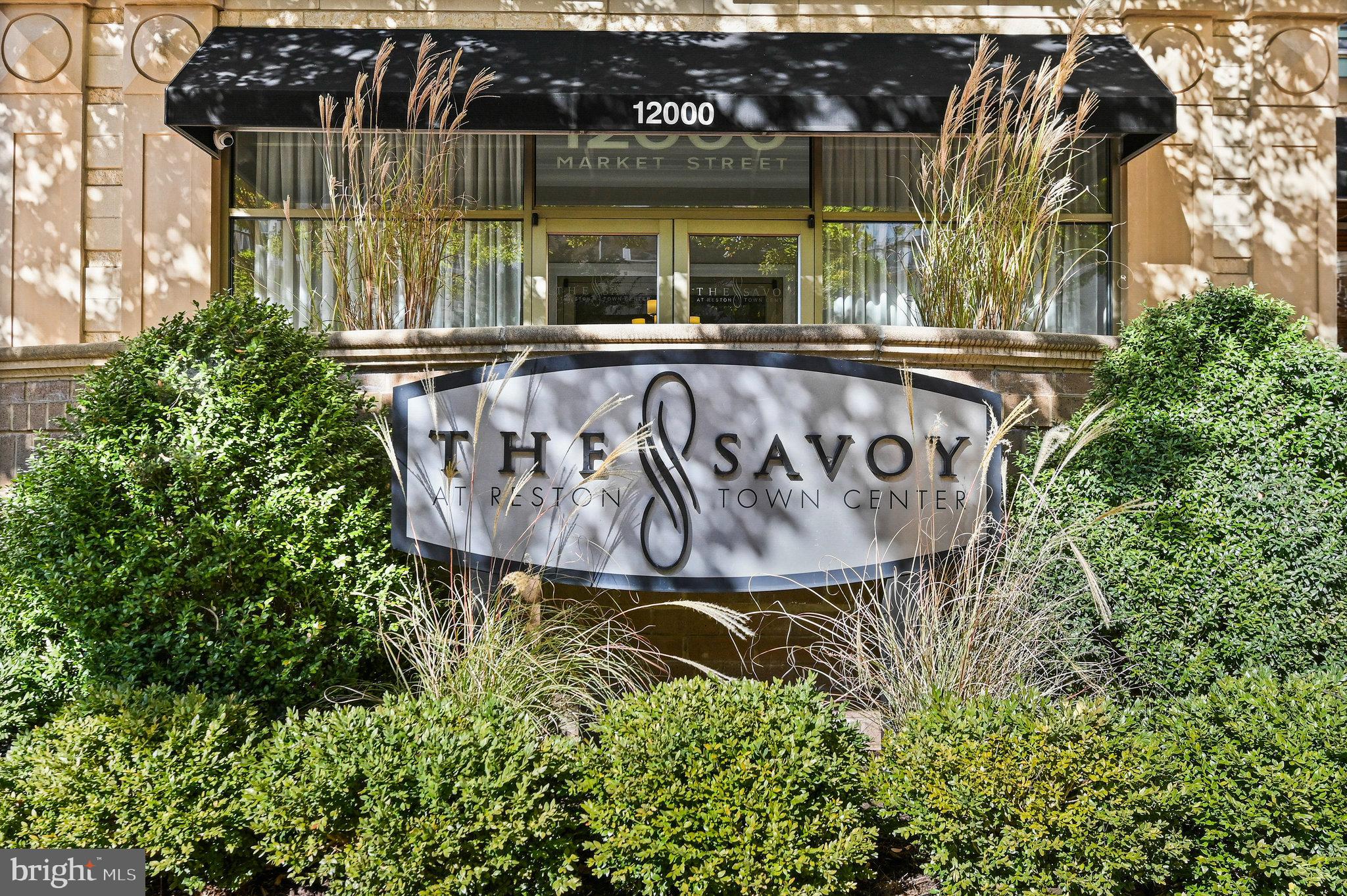 SAVOY AT RESTON TOWN CENTER - Residential