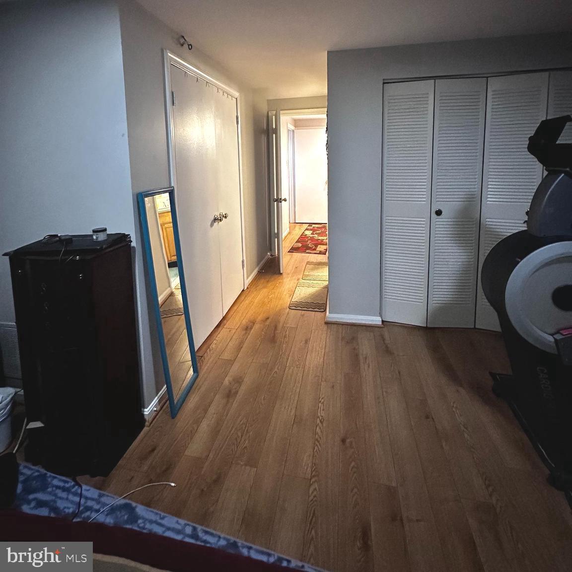 ESSEX PLACE - Residential