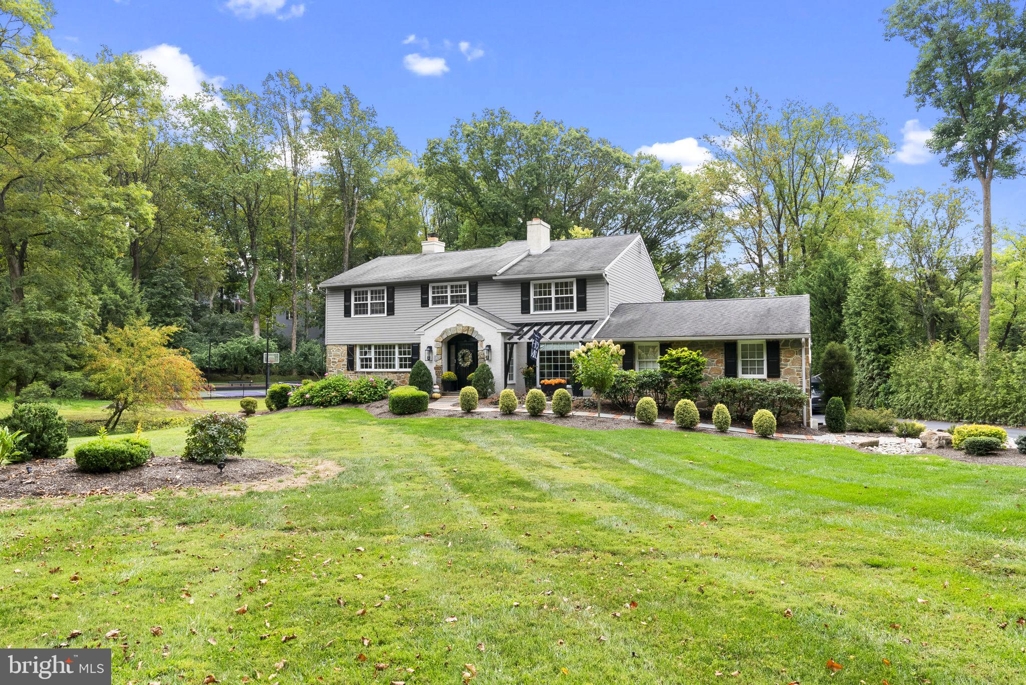 1456 GLENBROOK LANE