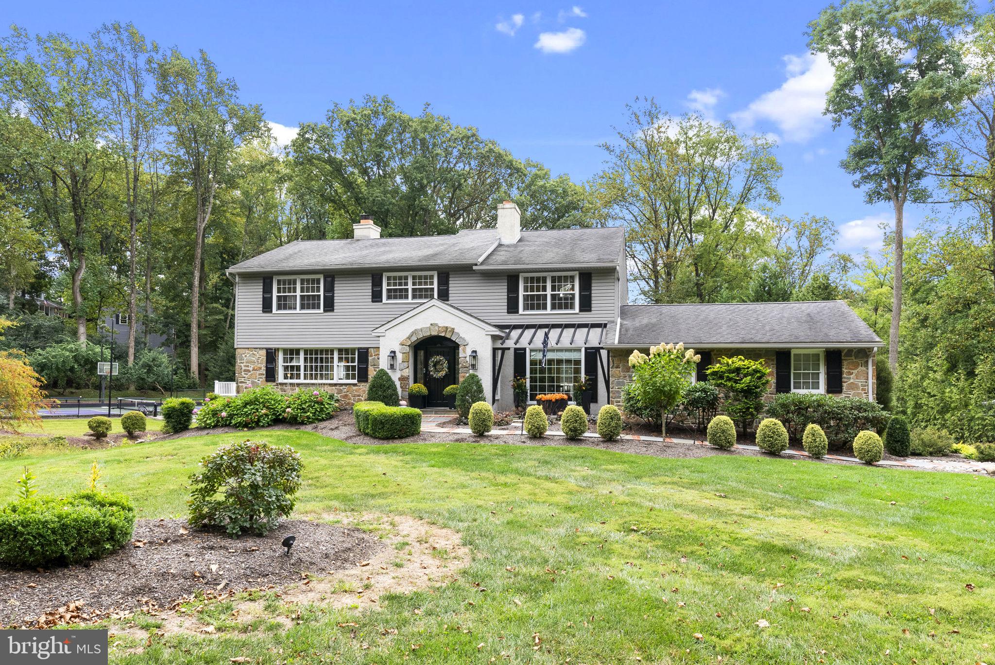 1456 GLENBROOK LANE