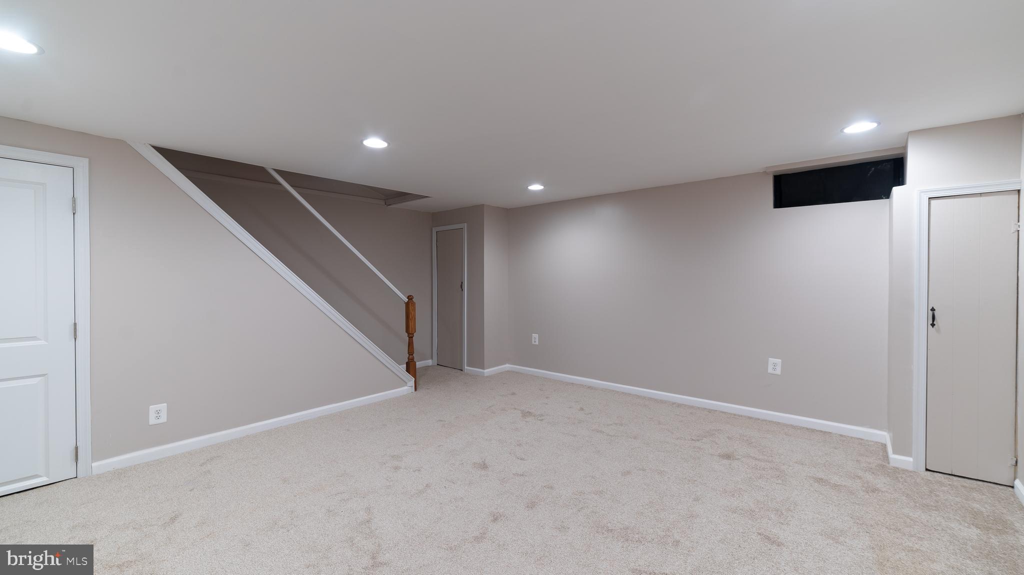 ROGNEL HEIGHTS - Residential