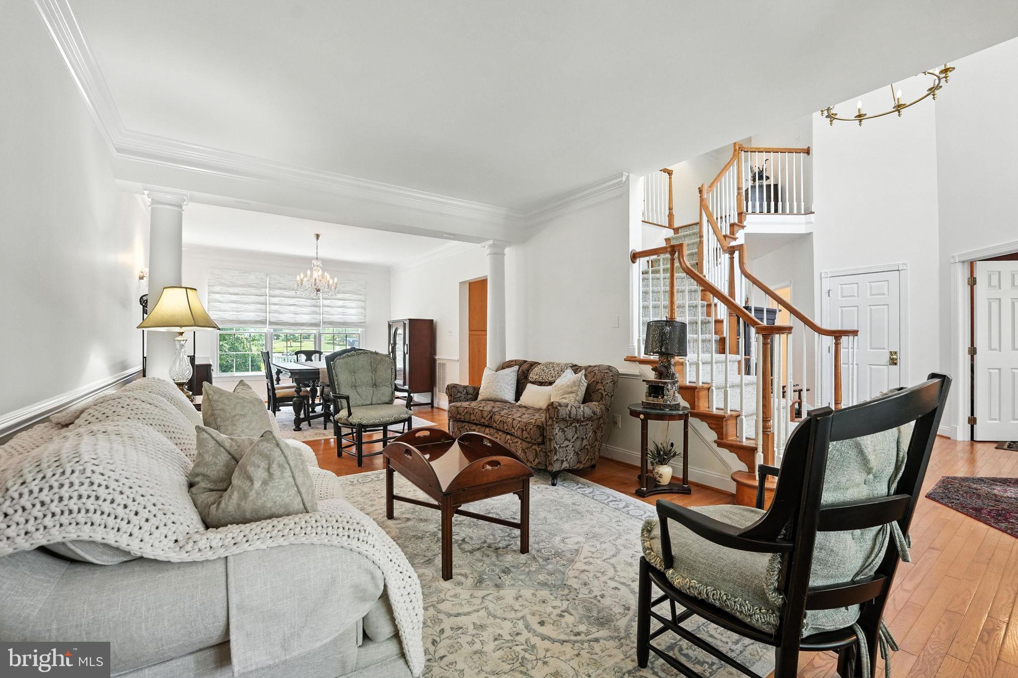 SOUTH RIDING - Residential