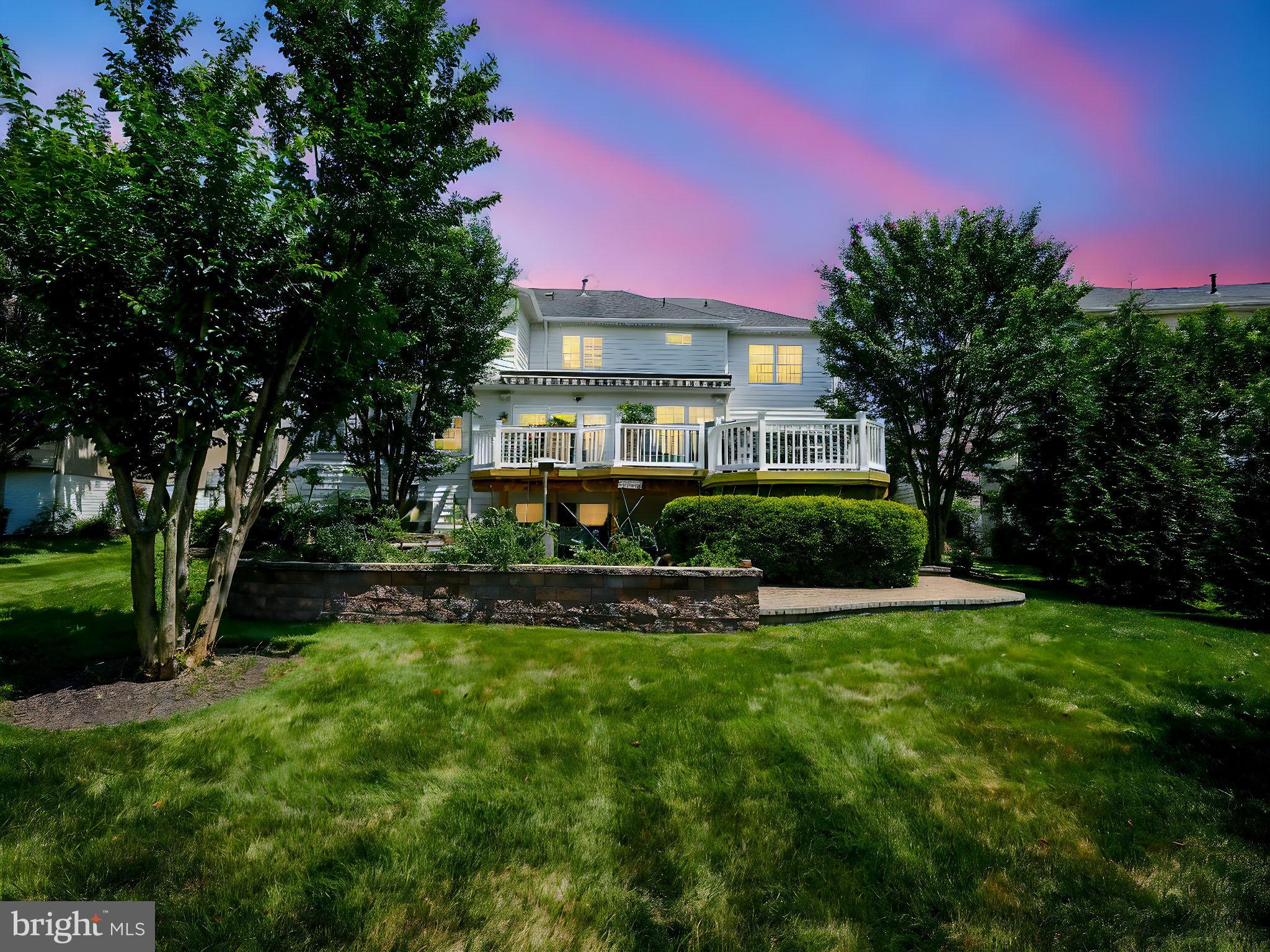 SOUTH RIDING - Residential