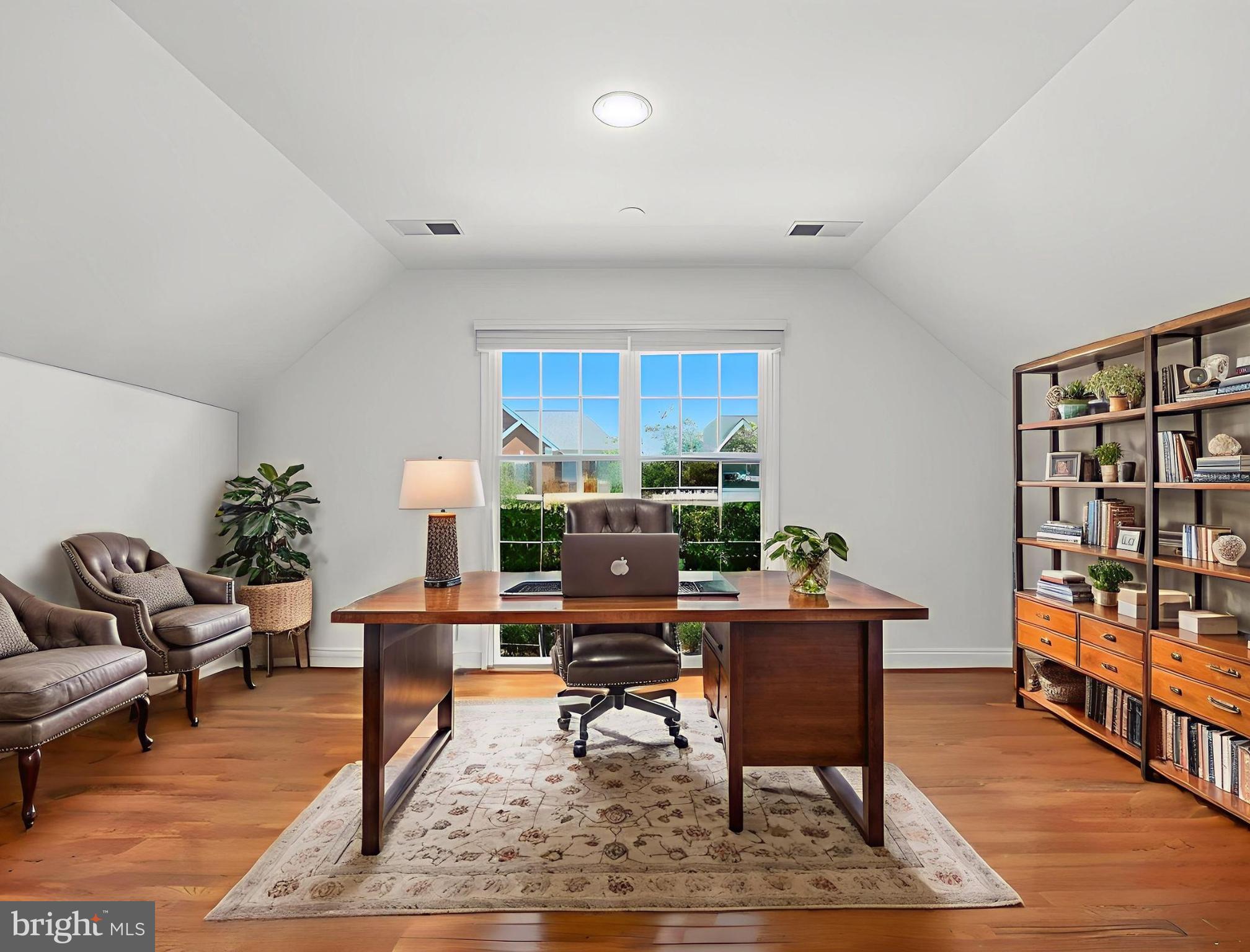 SOUTH RIDING - Residential