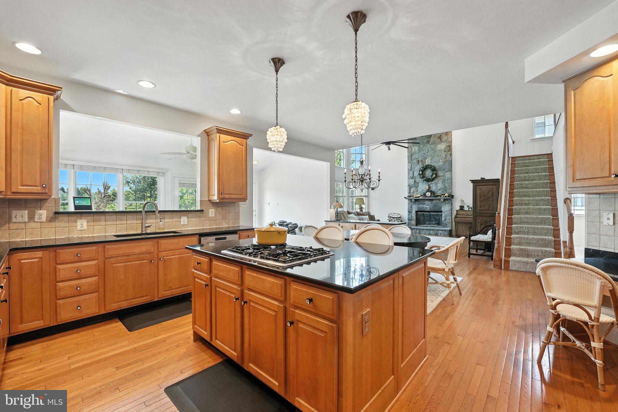 SOUTH RIDING - Residential