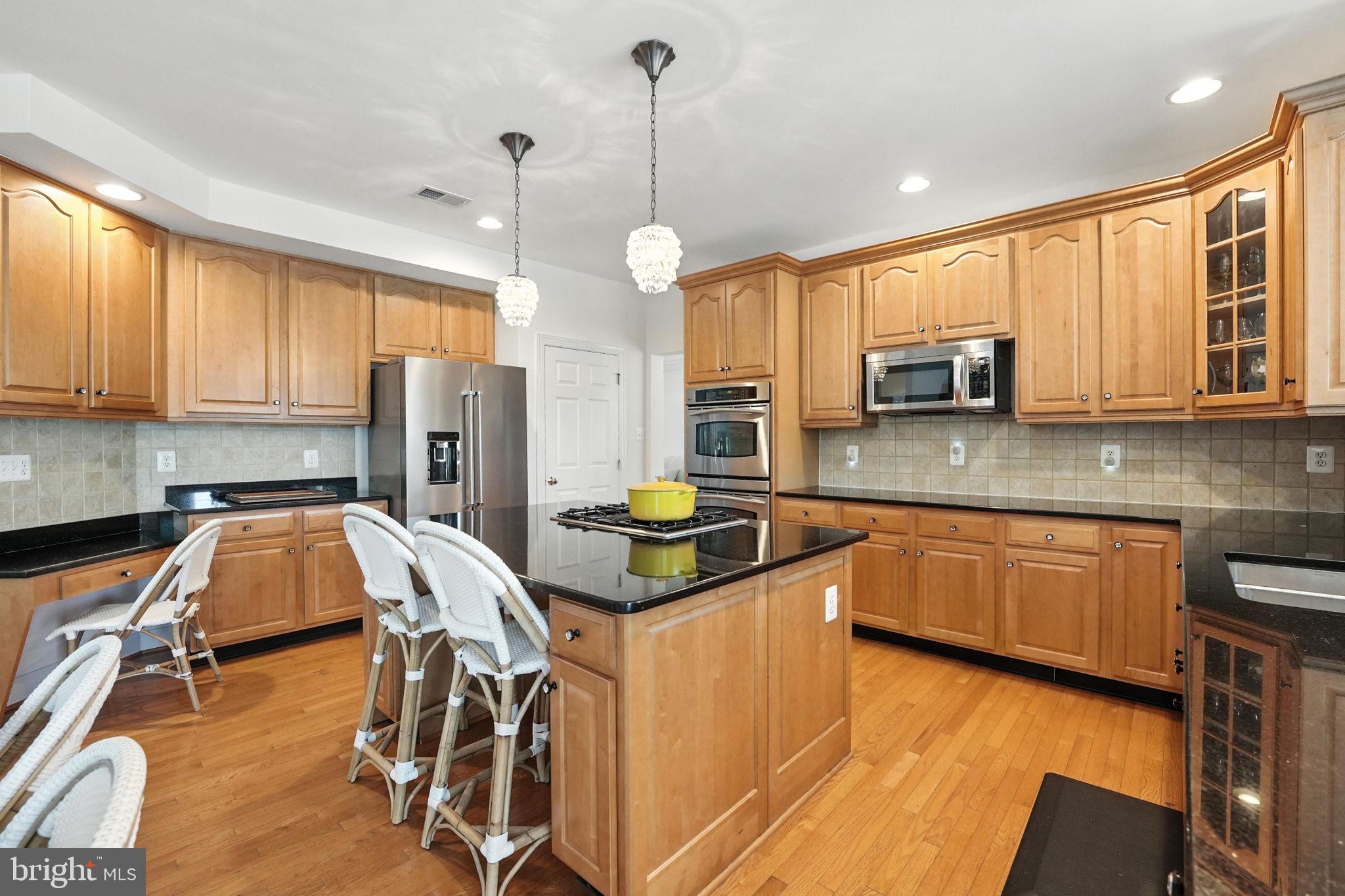 SOUTH RIDING - Residential